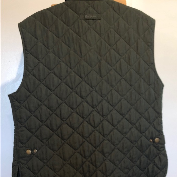 Barbour Quilted Vest in Dark Green - Picture 3 of 3